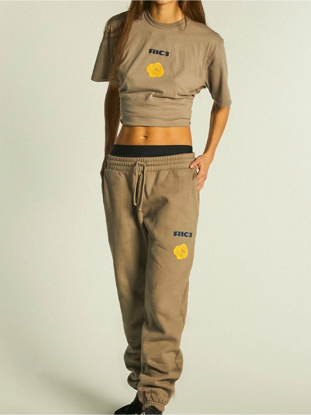 RIC3 COMFORTS ROSE SWEATPANTS | TAUPE Women’s Large